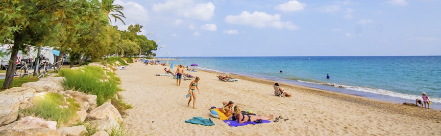 Playa Montroig, El destino perfecto para unas vacaciones de lujo al aire libre